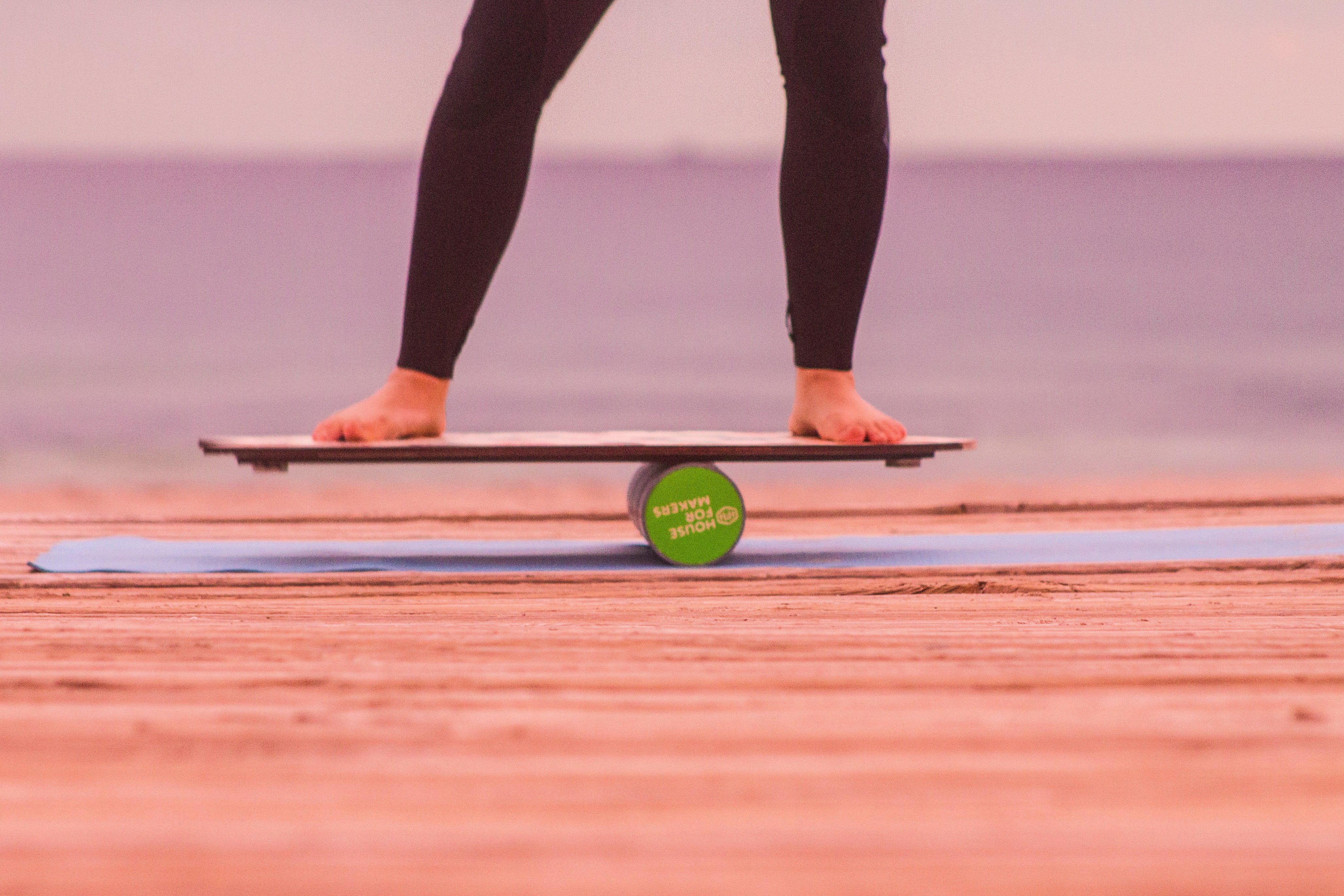 Snowboard Balance Training: Exercises, VOR & Balance Boards