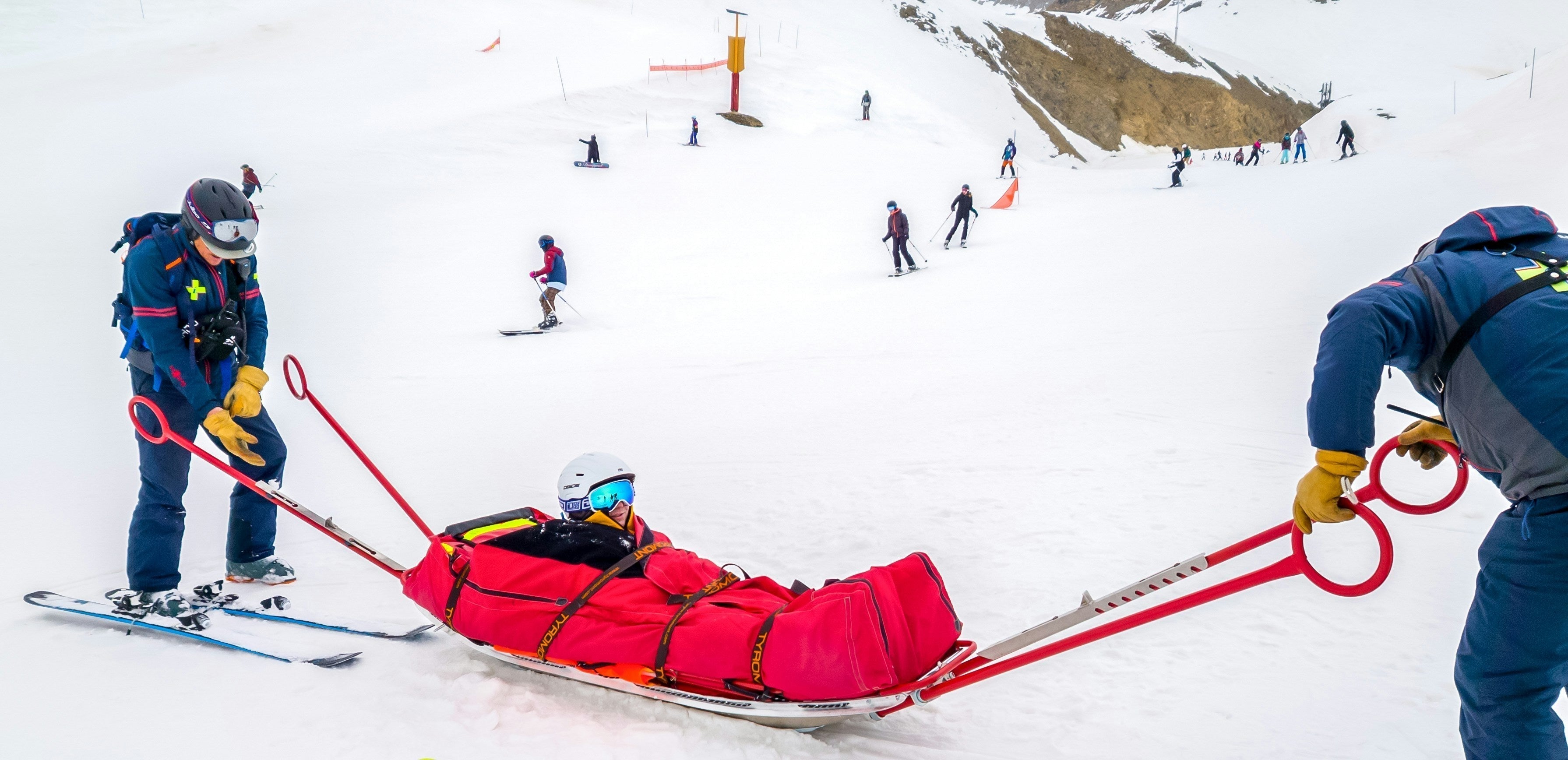 Achilles Rupture After 30: Symptoms, Rehab, Surgery Options & Prevention for Snowboarders