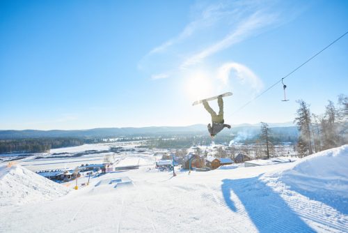 Snowboarder spinning in air 562546